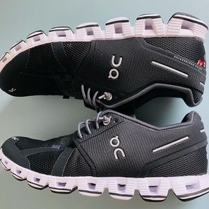 ON Cloud Running Shoe size 7.5